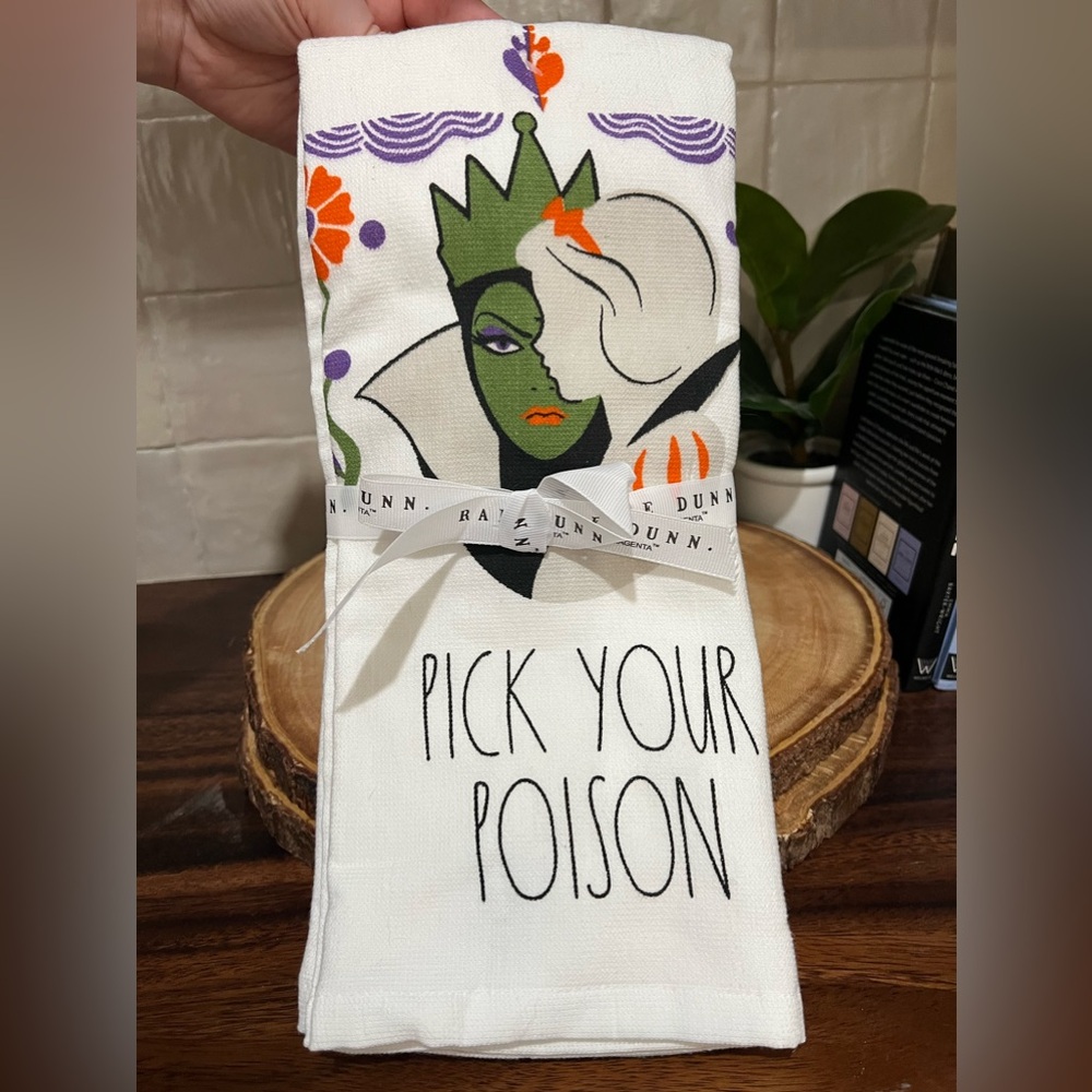 NWT Rae Dunn Snow White & Evil Queen Dish Towels set of 2 Perfect for Halloween